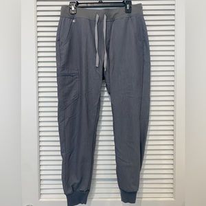 Figs Zamora Jogger Scrub Pants in Graphite